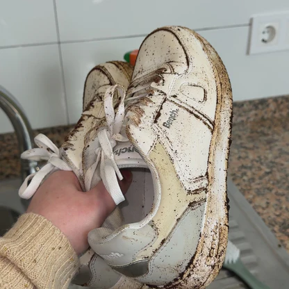 Tus Zapatillas Limpias, Sin Complicaciones